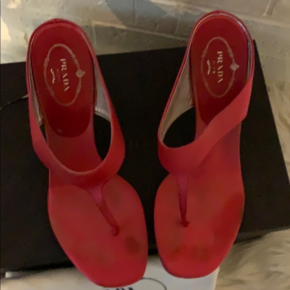 Prada kitten heels - Picture 2 of 6